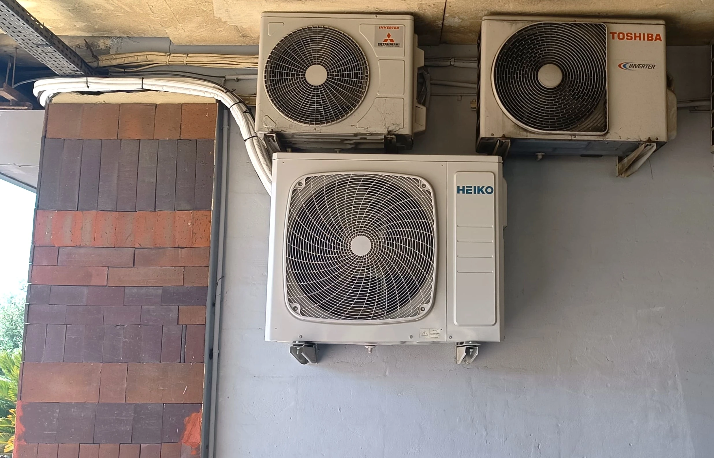 Unité-éxtérieure-4-PAC-locaux-Enegys