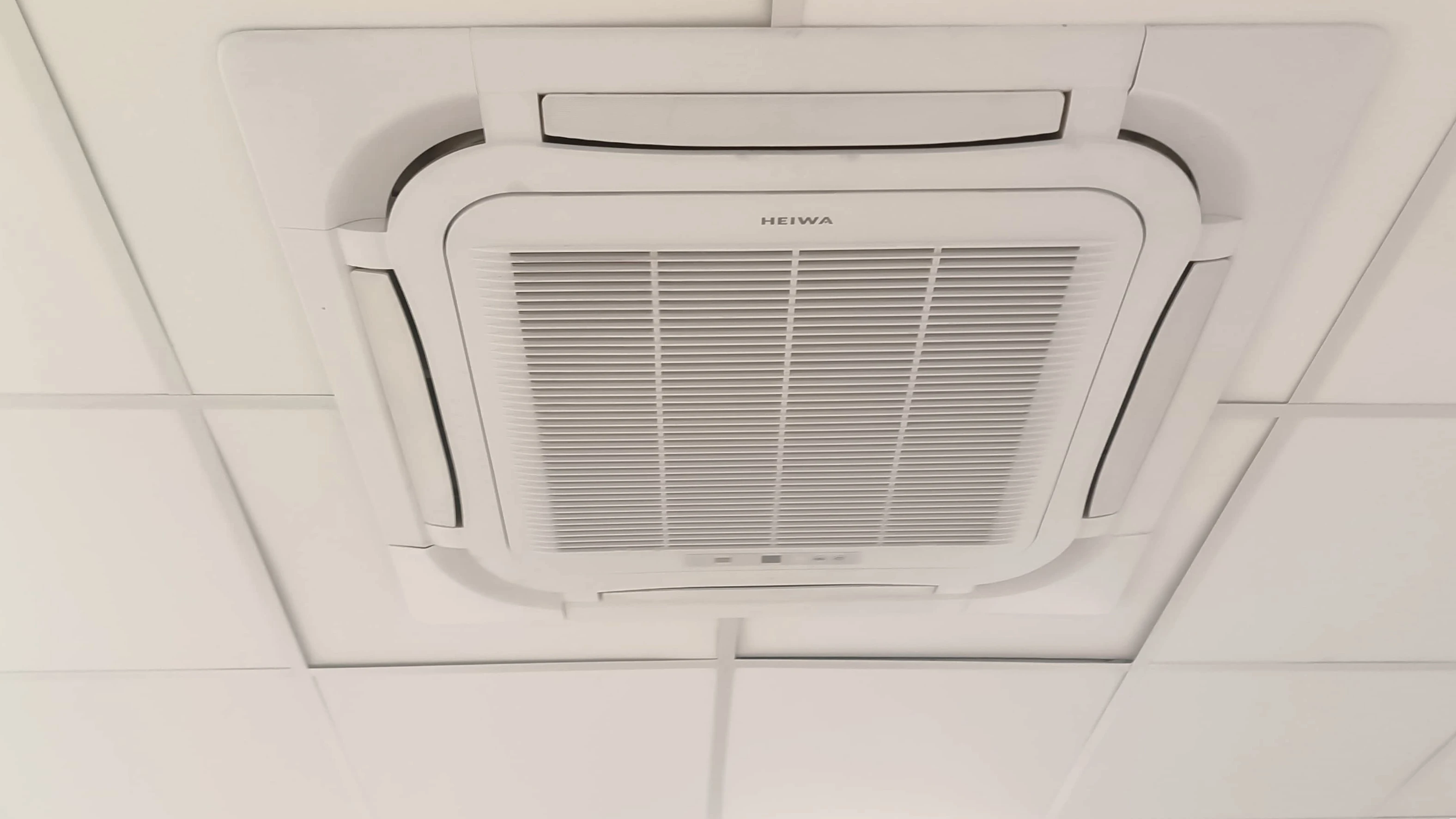 Unité-intérieure-cassette-3-PAC-locaux-Enegys